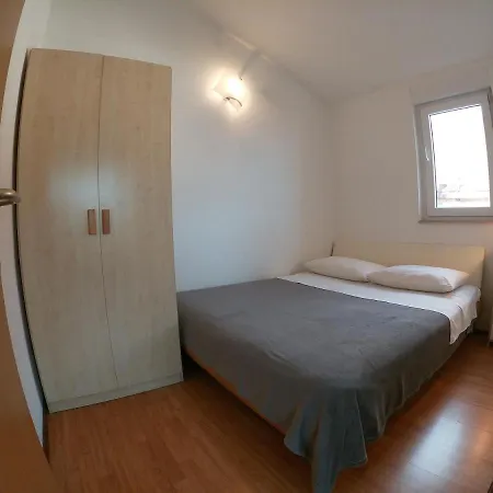 Nikolina *