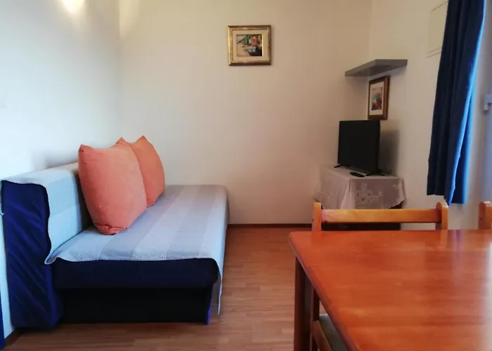 Nikolina Apartman *