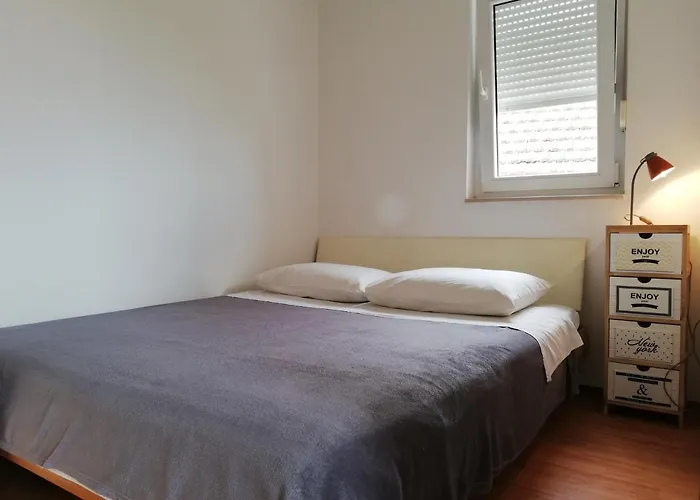 Nikolina Apartman Posedarje