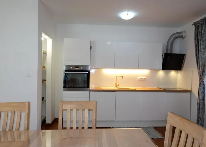 Nikolina * 포세다르예