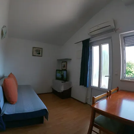 Apartment Nikolina Posedarje