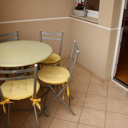 Apartment Nikolina