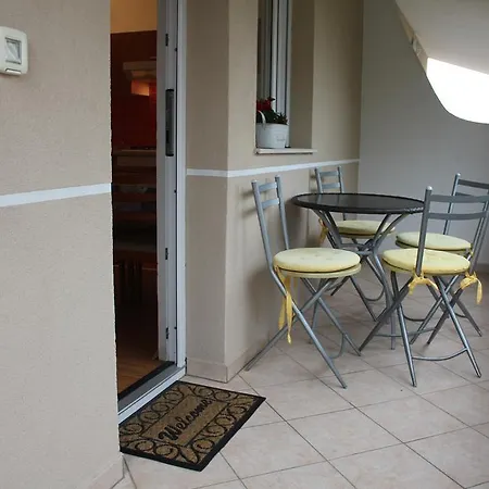 Apartment Nikolina Posedarje