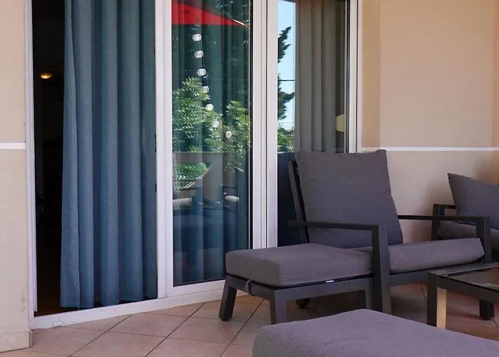 Nikolina Appartement