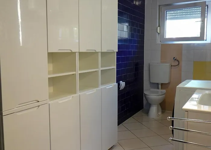 Nikolina Appartement *